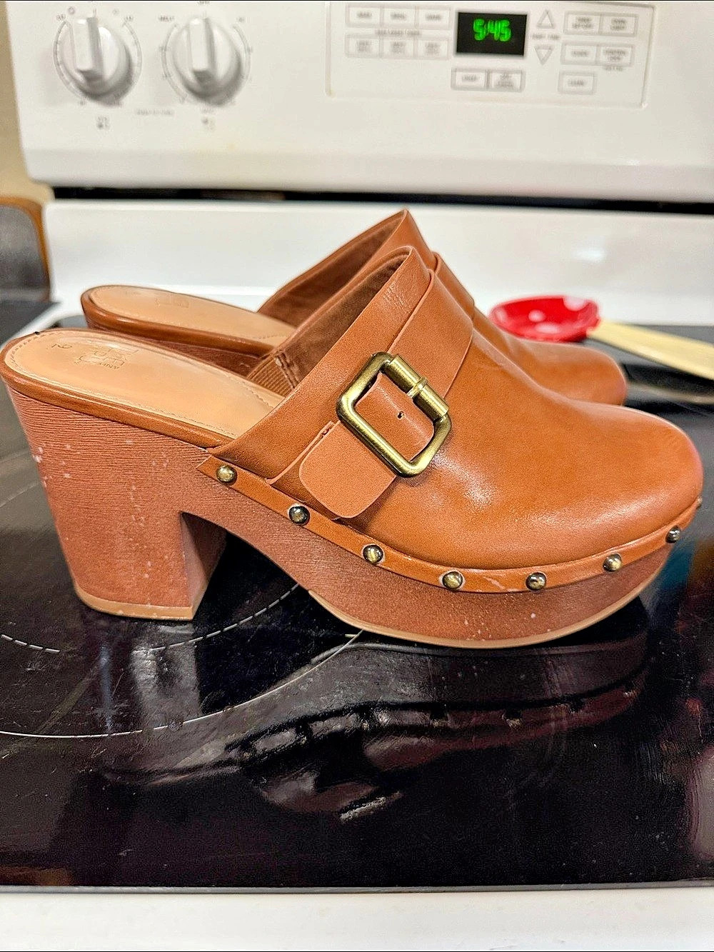 Time and tru clogs Brown US 9